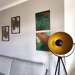 Bohnapartments Ega Stadtblick - Garten - Wlan - Naehe Theater Ega Und Messe *