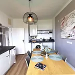 Bohnapartments Ega Stadtblick - Garten - Wlan - Naehe Theater Ega Und Messe *