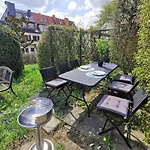 Bohnapartments Ega Stadtblick - Garten - Wlan - Naehe Theater Ega Und Messe דירה