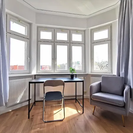 Bohnapartments Ega Stadtblick - Garten - Wlan - Naehe Theater Ega Und Messe Apartment *