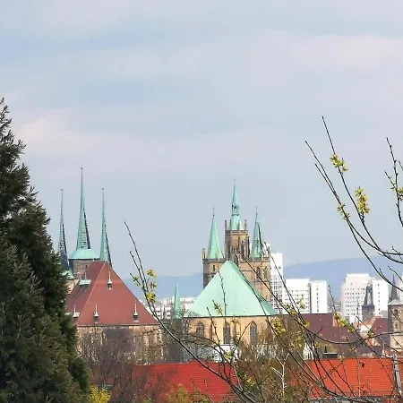 Bohnapartments Ega Stadtblick - Garten - Wlan - Naehe Theater Ega Und Messe Apartment *