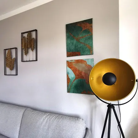 Bohnapartments Ega Stadtblick - Garten - Wlan - Naehe Theater Ega Und Messe *