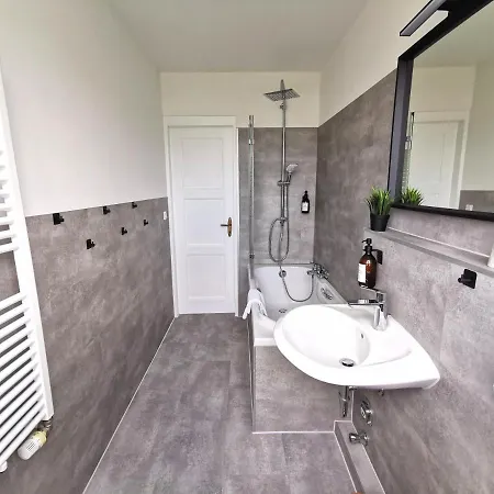 Apartment Bohnapartments Ega Stadtblick - Garten - Wlan - Naehe Theater Ega Und Messe Erfurt