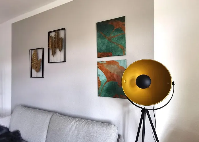 Bohnapartments Ega Stadtblick - Garten - Wlan - Naehe Theater Ega Und Messe *