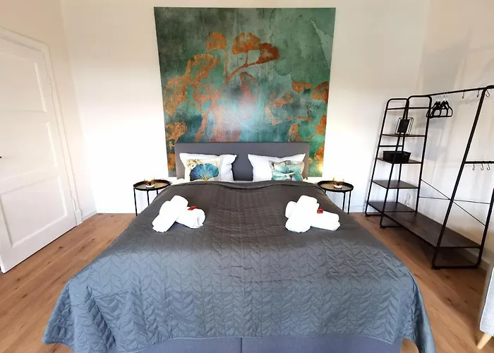 Appartement Bohnapartments Ega Stadtblick - Garten - Wlan - Naehe Theater Ega Und Messe *